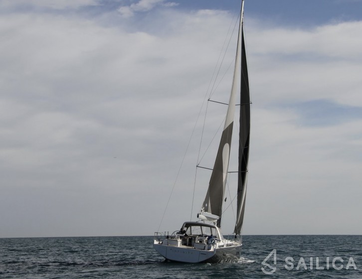 Oceanis 60 - Yacht Charter Sailica