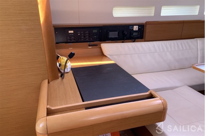 Sun Odyssey 509 - Yacht Charter Sailica