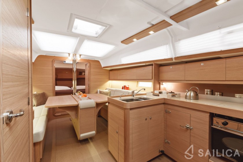 Dufour 382 GL - Yacht Charter Sailica