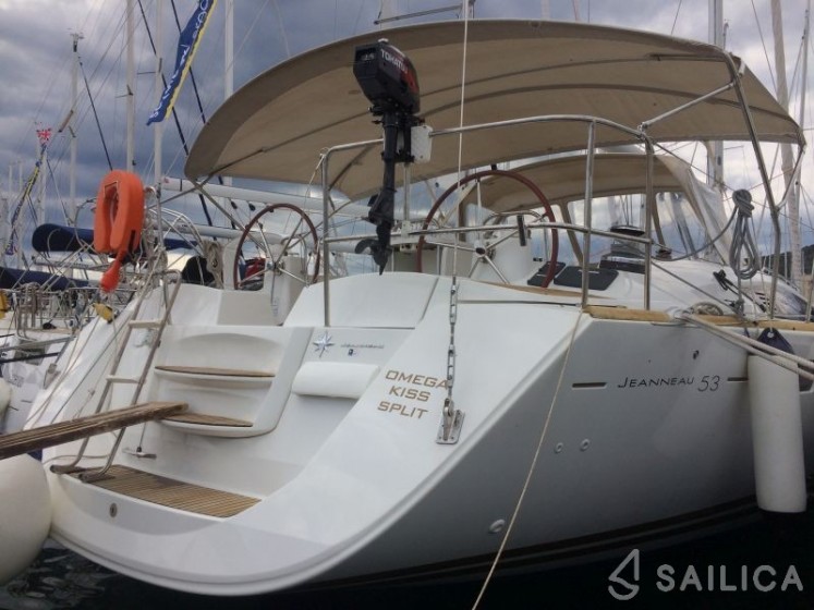 Jeanneau 53 - Yacht Charter Sailica