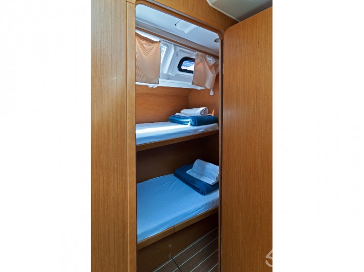 Sun Odyssey 509 - Yacht Charter Sailica