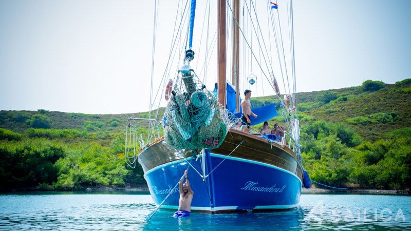 Gulet - Yacht Charter Sailica