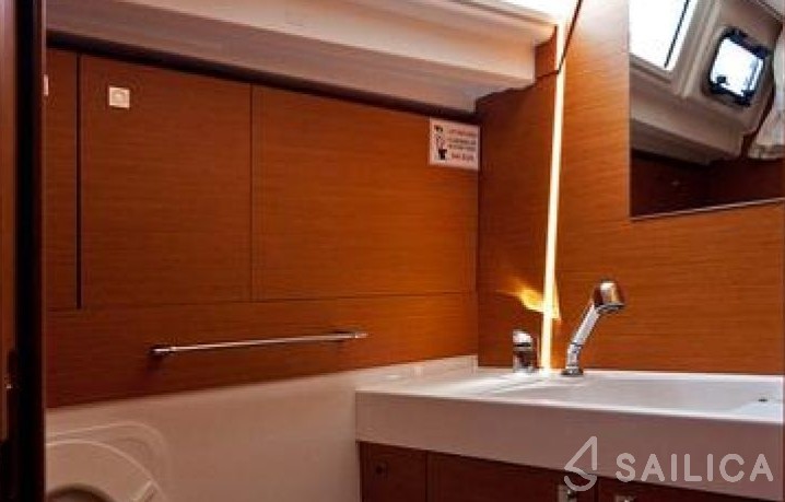 Sun Odyssey 469 - Yacht Charter Sailica