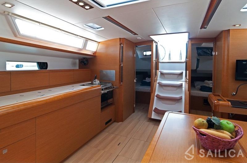 Sun Odyssey 469 - Yacht Charter Sailica