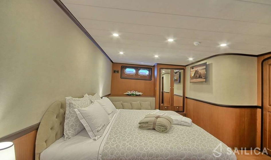 Gulet - Yacht Charter Sailica