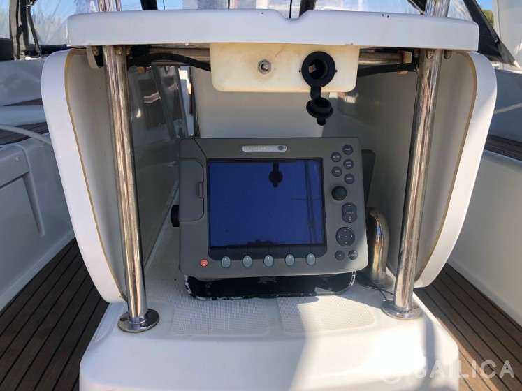 Jeanneau 53 - Yacht Charter Sailica