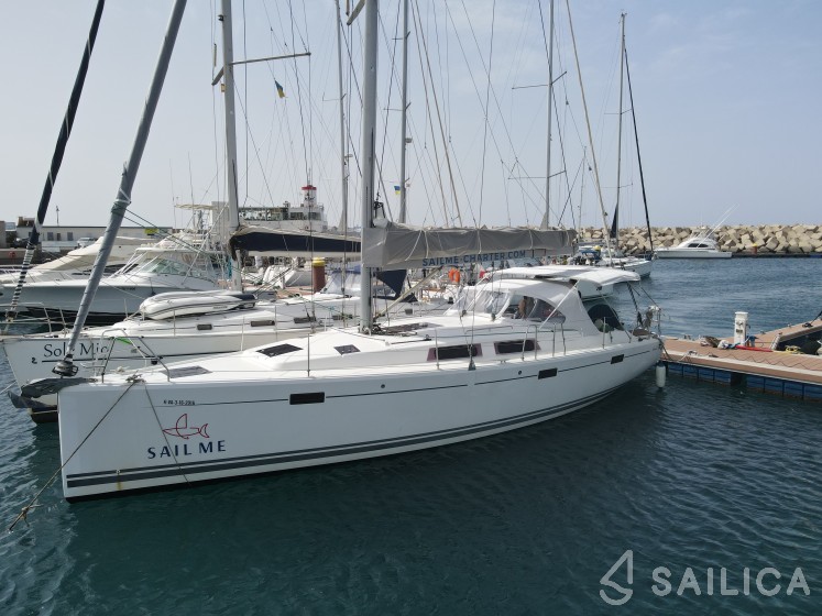 Hanse 415 - Yacht Charter Sailica