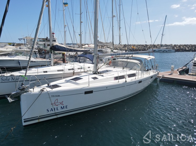 Hanse 415 - Yacht Charter Sailica