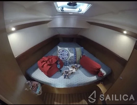 Sun Odyssey 39i - Yacht Charter Sailica