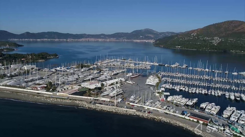Sun Odyssey 410 - Yacht Charter Sailica