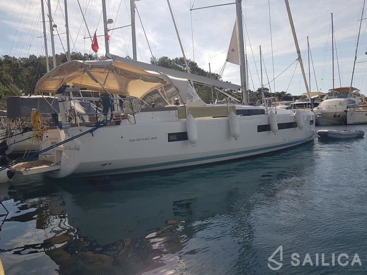 Sun Odyssey 490 - Yacht Charter Sailica