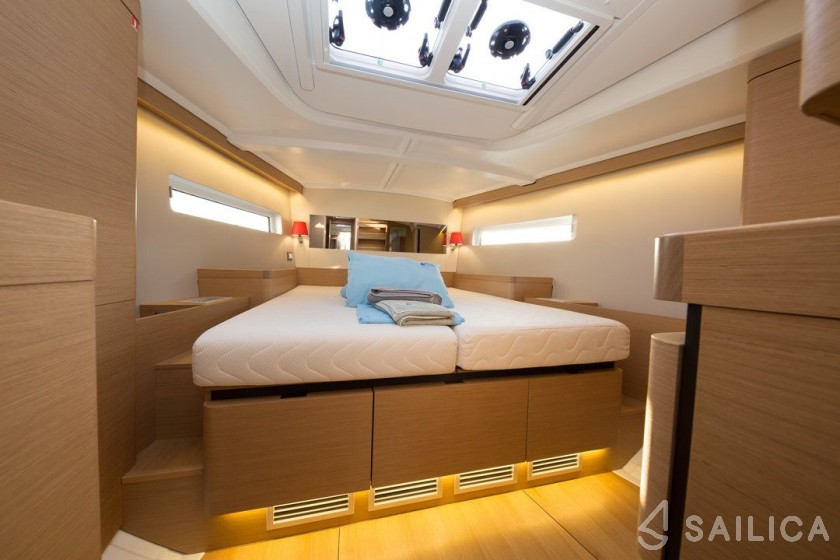 Sun Odyssey 490 - Yacht Charter Sailica