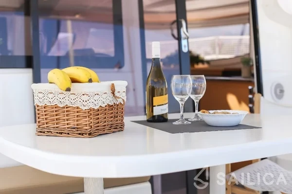 Lipari 41 - Yacht Charter Sailica