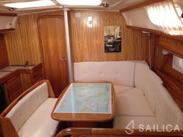 Bavaria 39 Cruiser - Yacht Charter Sailica