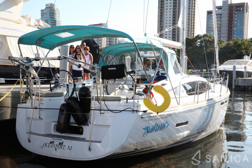 Sun Odyssey 44 - Yacht Charter Sailica