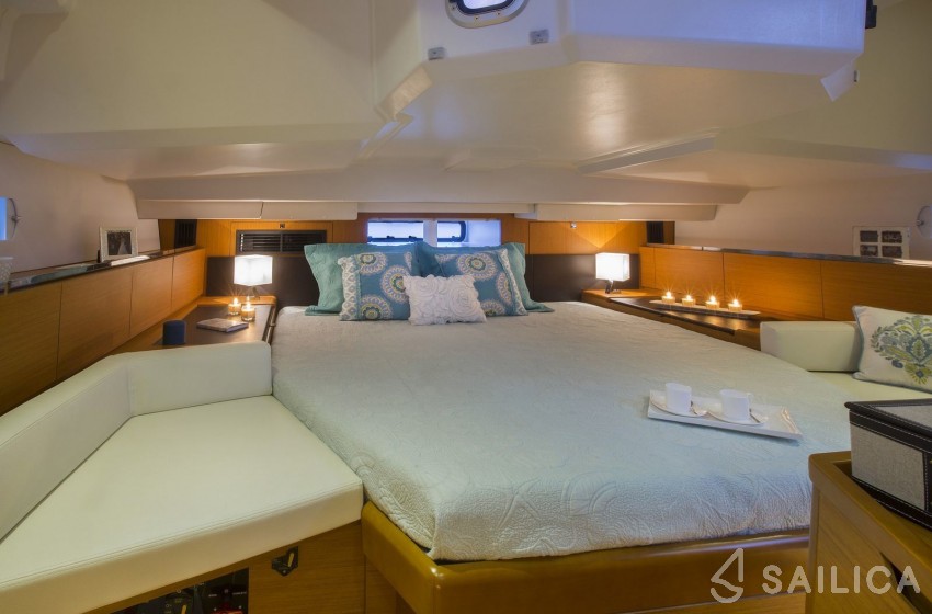 Sun Odyssey 44 - Yacht Charter Sailica