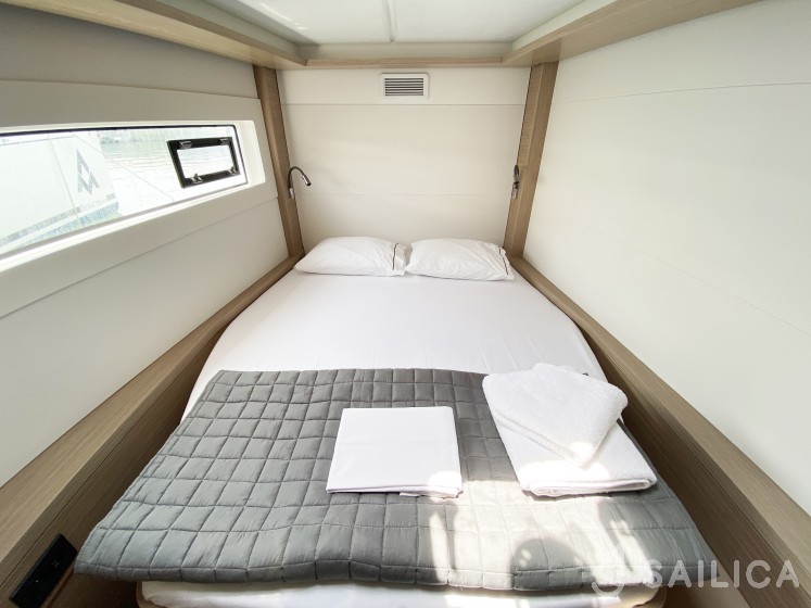 Lagoon 46  - Yacht Charter Sailica
