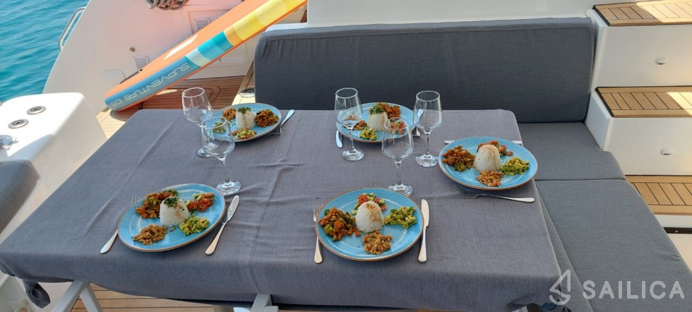 Lagoon 46  - Yacht Charter Sailica