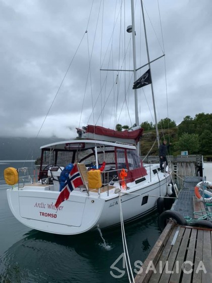 Hanse 458 - Yacht Charter Sailica