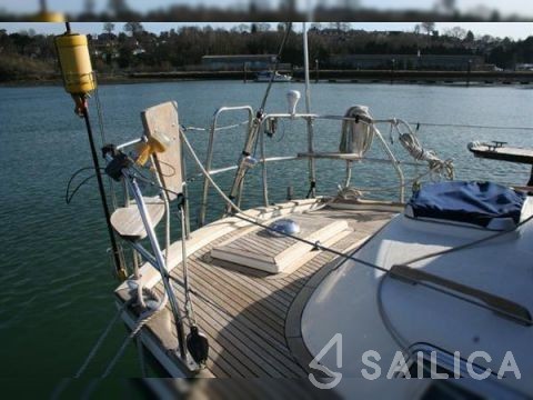 Hallberg Rassy 36 - Yacht Charter Sailica