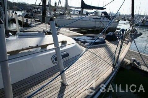 Hallberg Rassy 36 - Yacht Charter Sailica