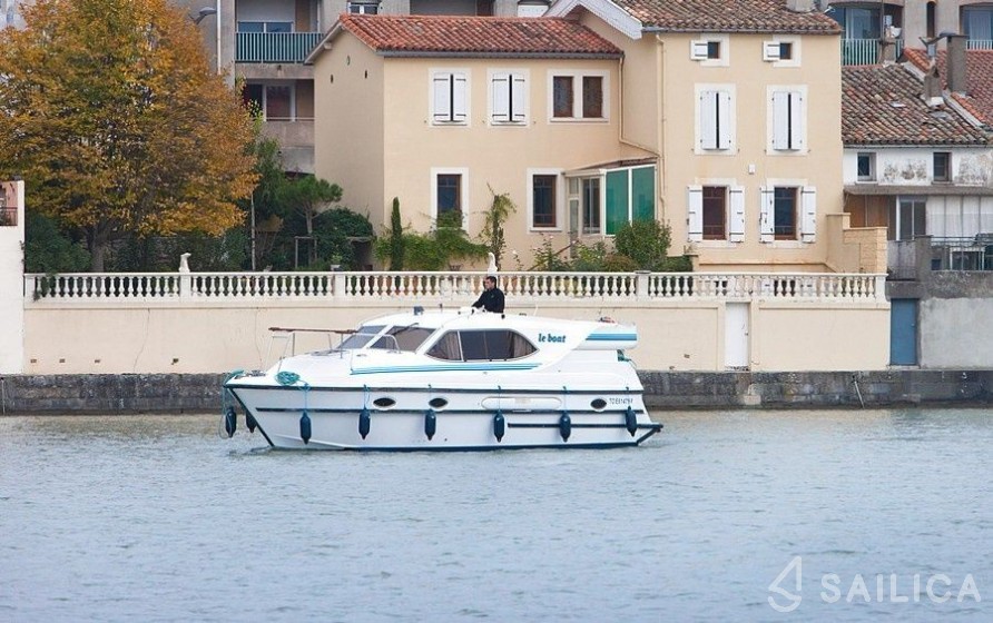 Le Boat Countess - Yacht Charter Sailica