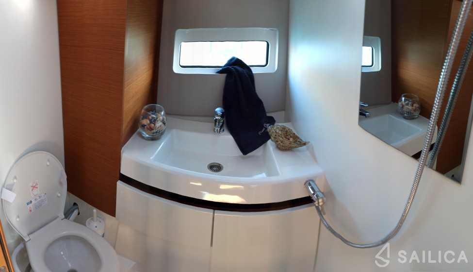 Sun Odyssey 490 - Yacht Charter Sailica