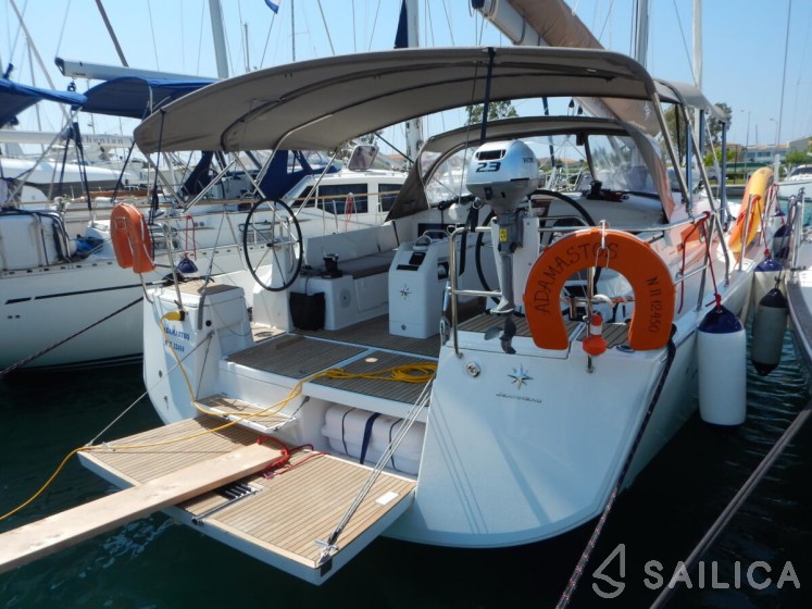 Sun Odyssey 490 - Yacht Charter Sailica