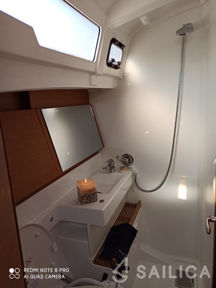 Sun Odyssey 490 - Yacht Charter Sailica