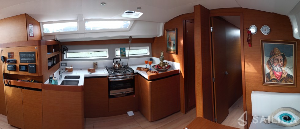 Sun Odyssey 490 - Yacht Charter Sailica