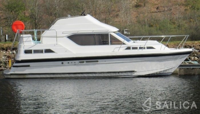Le Boat Curlew WHS - Yacht Charter Sailica