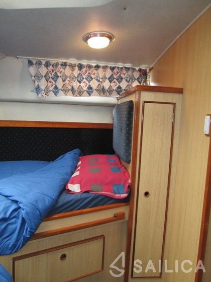Le Boat Curlew WHS - Yacht Charter Sailica
