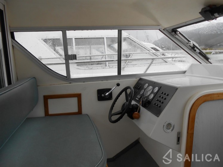 Le Boat Kingfisher WHS - Yacht Charter Sailica