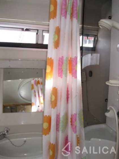 Le Boat Mountain Star - Yacht Charter Sailica