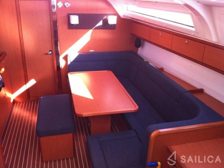 Bavaria Cruiser 41 - Yacht Charter Sailica