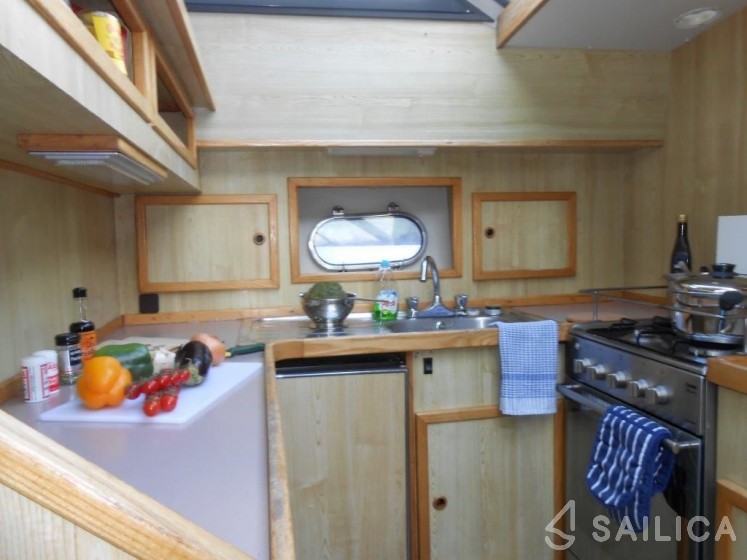 Le Boat Royal Star WHS - Yacht Charter Sailica