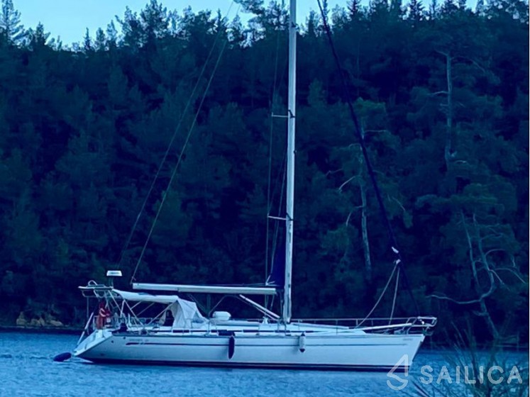 Bavaria 44 - Yacht Charter Sailica