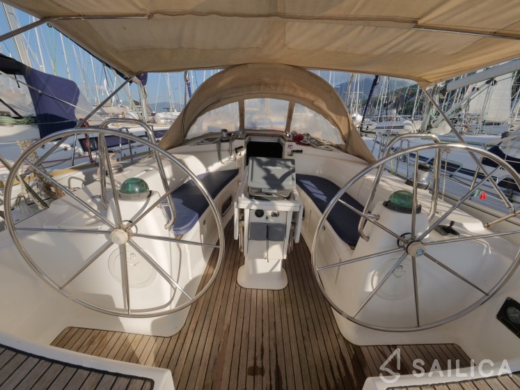 Bavaria 44 - Yacht Charter Sailica