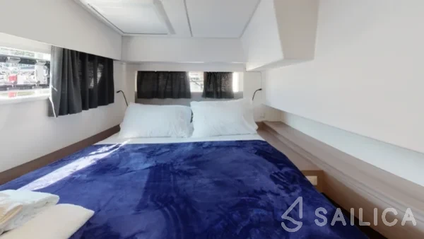 Elba 45 - Yacht Charter Sailica