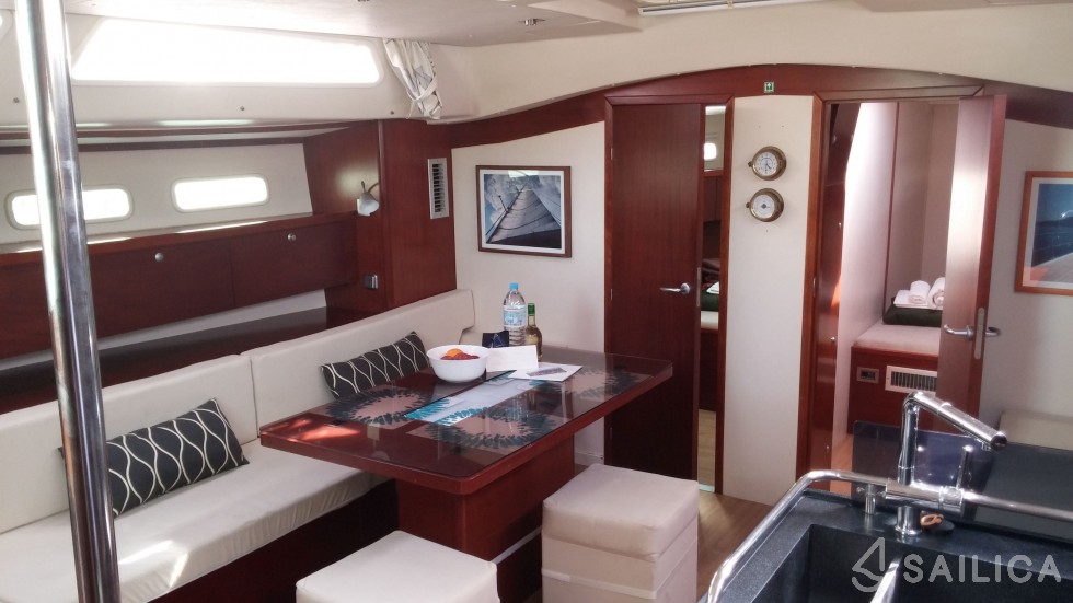 Hanse 540e - Yacht Charter Sailica