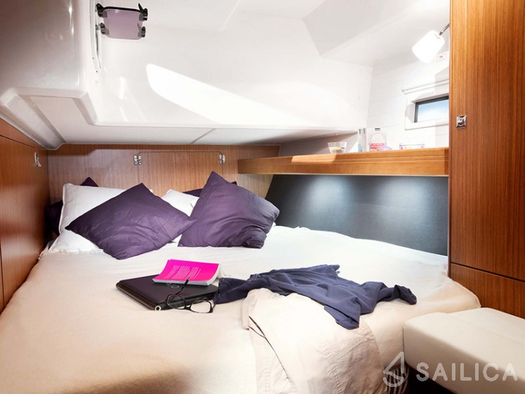 Bavaria Cruiser 46 - Yacht Charter Sailica