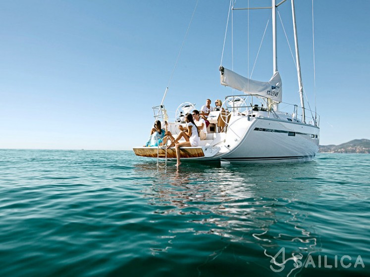 Bavaria Cruiser 46 - Yacht Charter Sailica