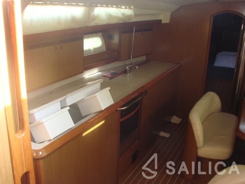 Sun Odyssey 45 - Yacht Charter Sailica