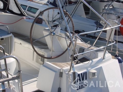 Sun Odyssey 45 - Yacht Charter Sailica