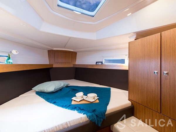 Bavaria 37 Cruiser - Yacht Charter Sailica