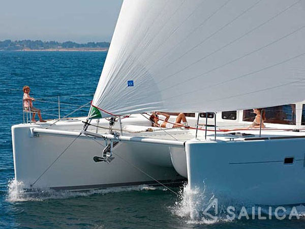 Lagoon 450 - Yacht Charter Sailica
