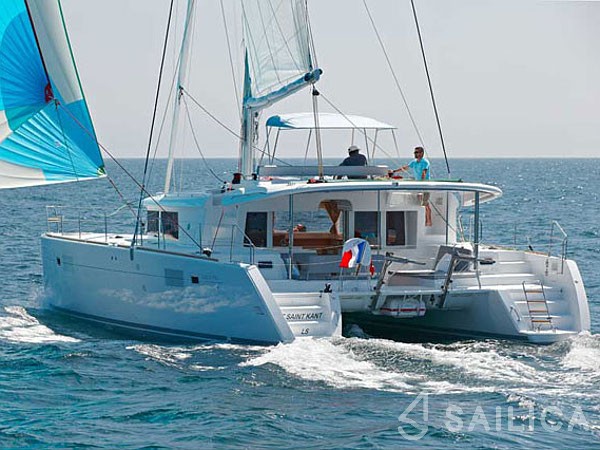 Lagoon 450 - Yacht Charter Sailica