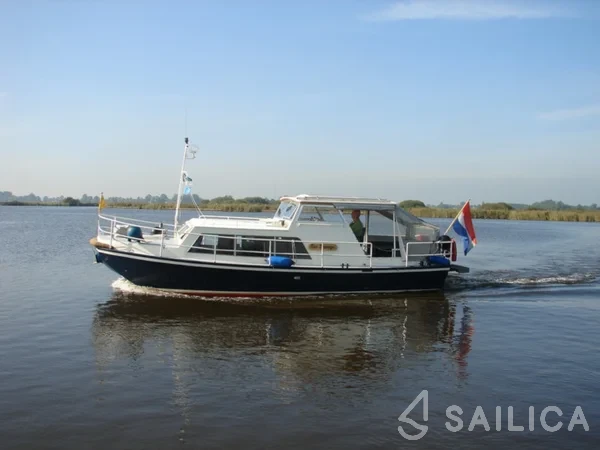 De Drait Doerak 850 OK - Yacht Charter Sailica