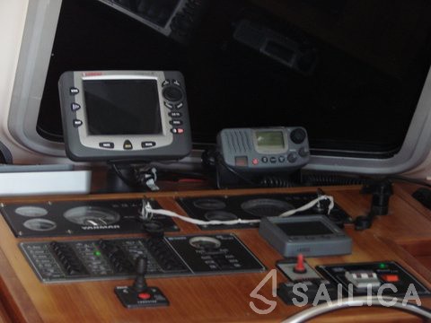 Adria 1002 - Yacht Charter Sailica