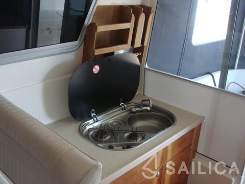 Adria 1002 - Yacht Charter Sailica